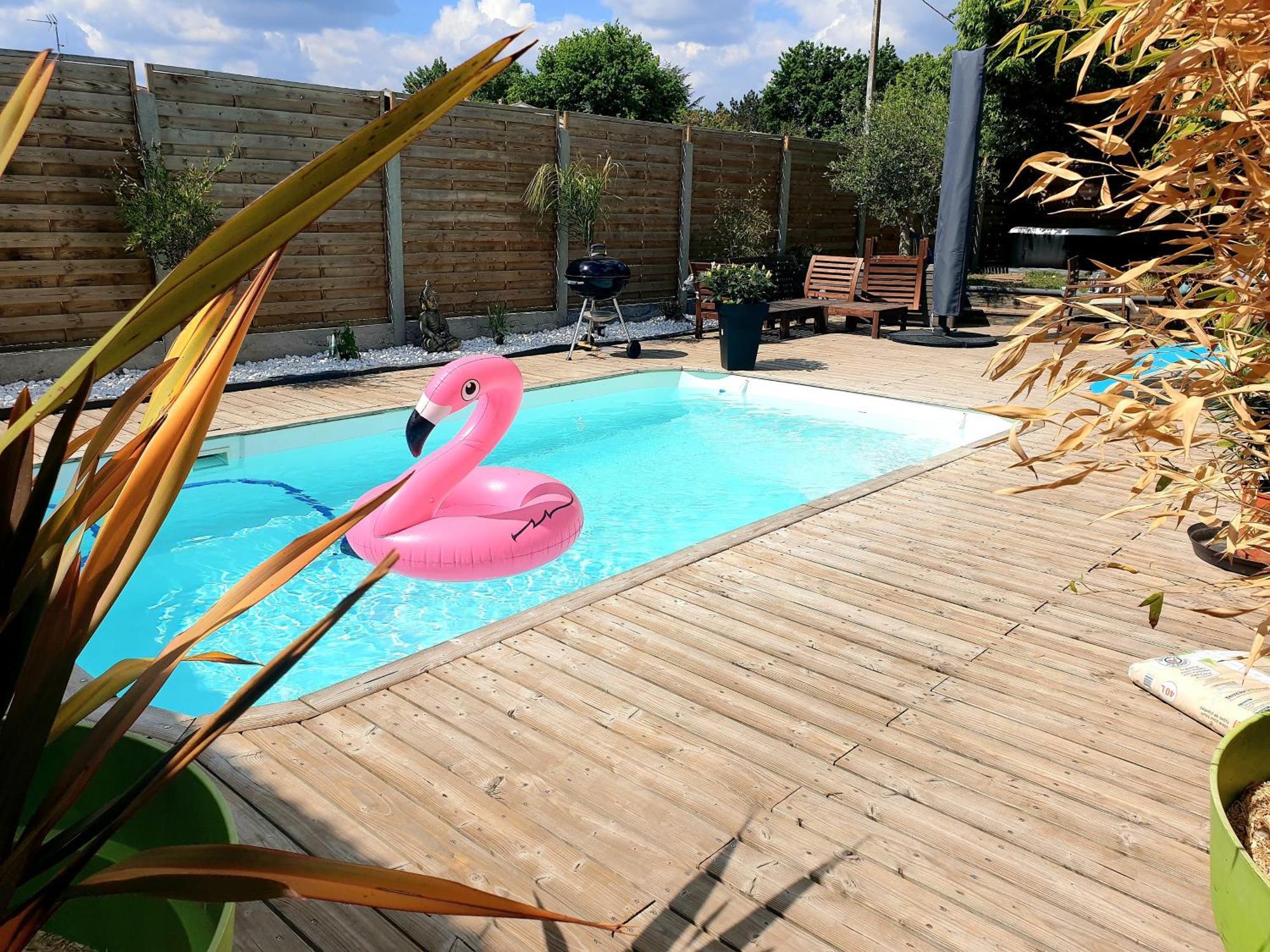 雅莱地区圣梅达尔Tiny House Avec Jardin Et Acces Piscine Chauffee别墅 外观 照片