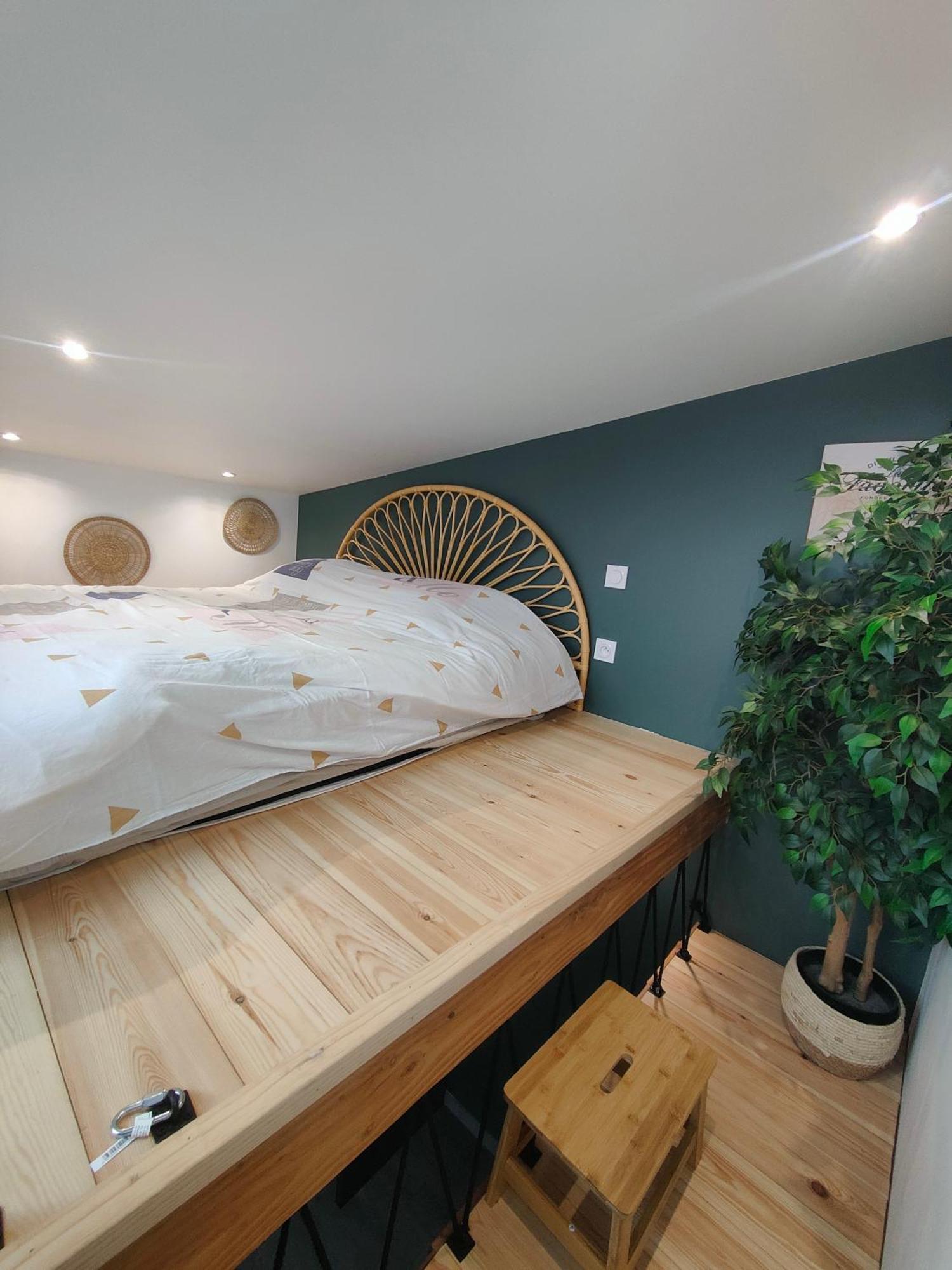 雅莱地区圣梅达尔Tiny House Avec Jardin Et Acces Piscine Chauffee别墅 外观 照片